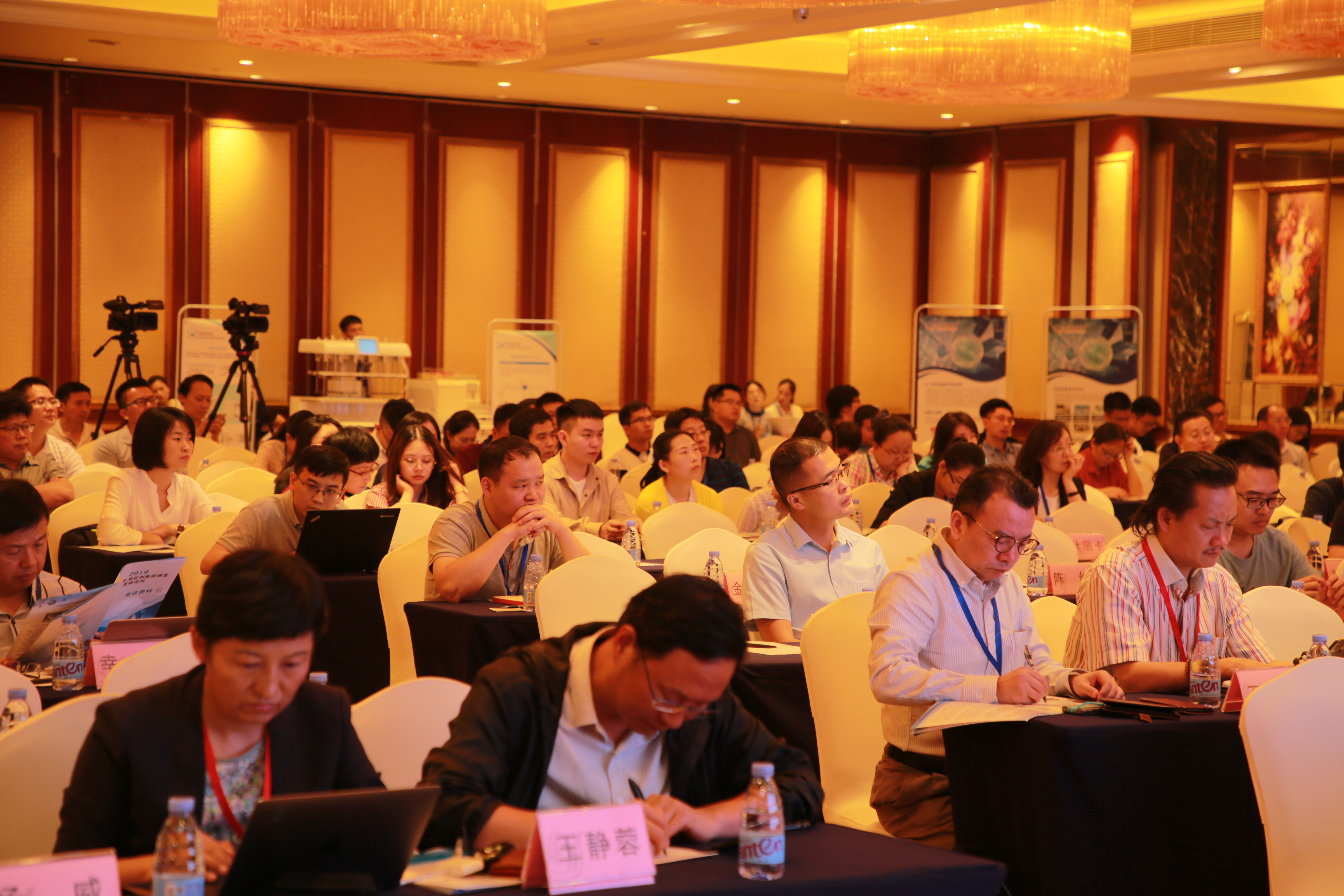 “靠仿制药打天下的时代可能一去不复返了”