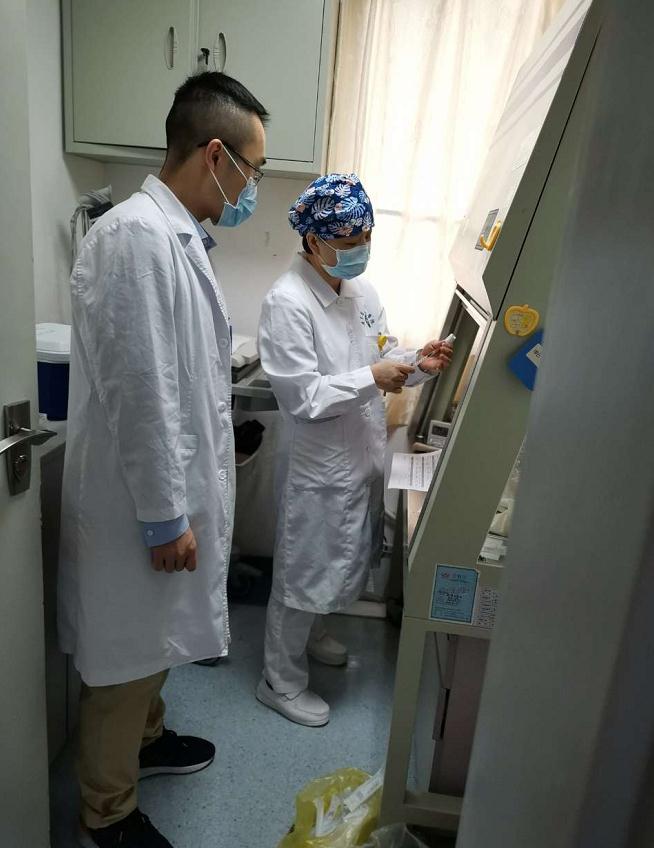 �Ƿ�����ҽҩ����������Ʒ1����ҩ�ٴ��о����������������������ٴ�����������������������飡