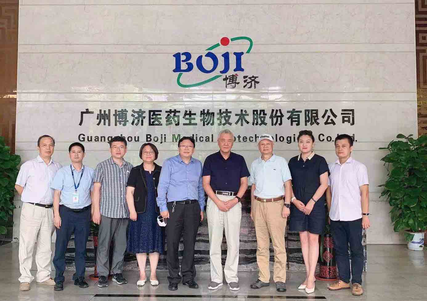 �п�ԺԺʿ�Թ������п�Ժ�Ϻ�ֲ��������̬�о���ר���鸰�Ƿ�����ҽҩǢ̸����