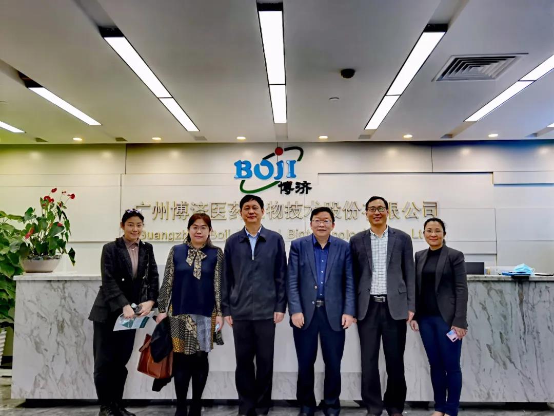 ����������־�����ʤ��һ�и��Ƿ�����ҽҩ������̸