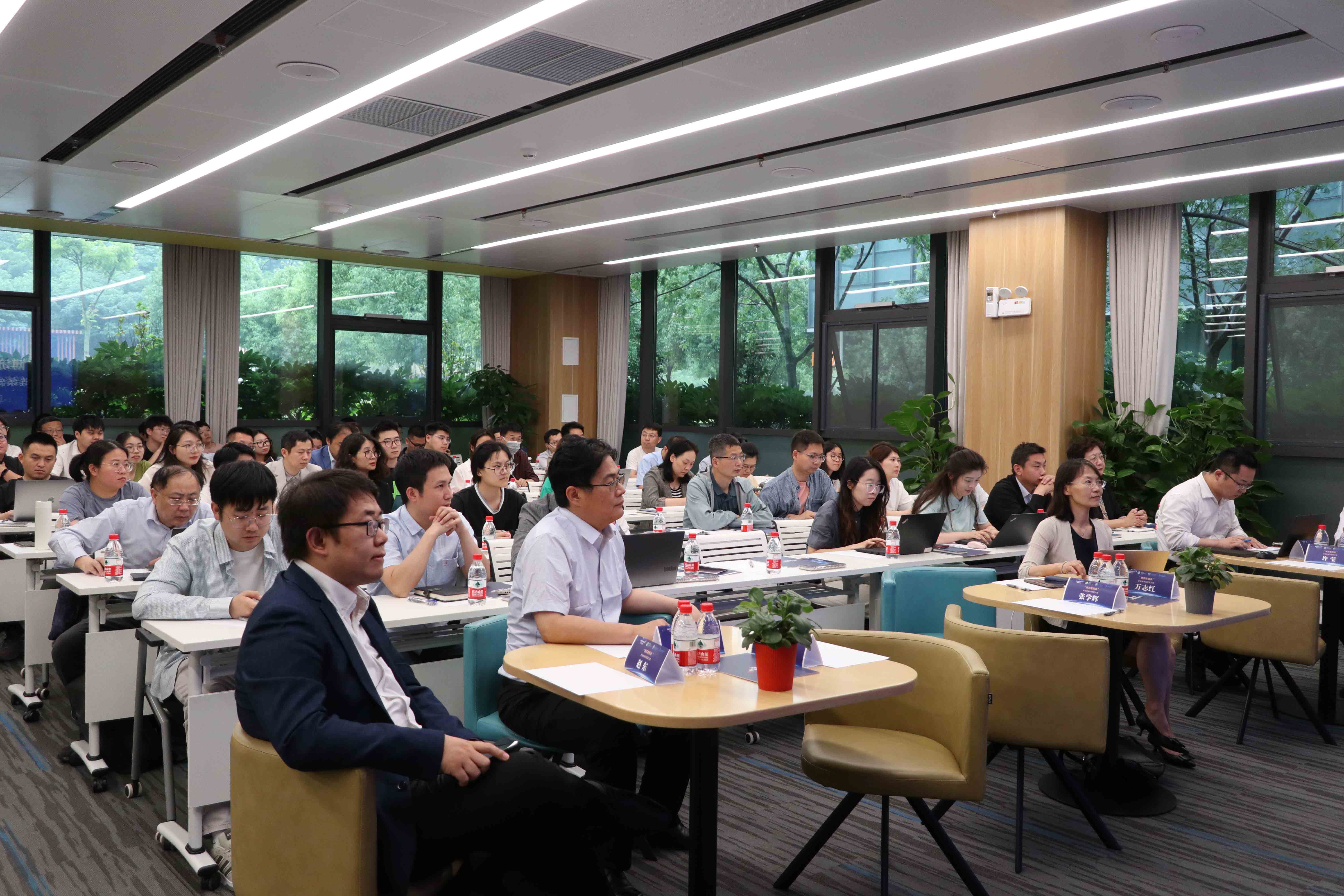 ����һ�ã����ʷ׳ʣ��Ƿ�������ҩ˵�Ͼ�ɳ��Բ����Ļ��