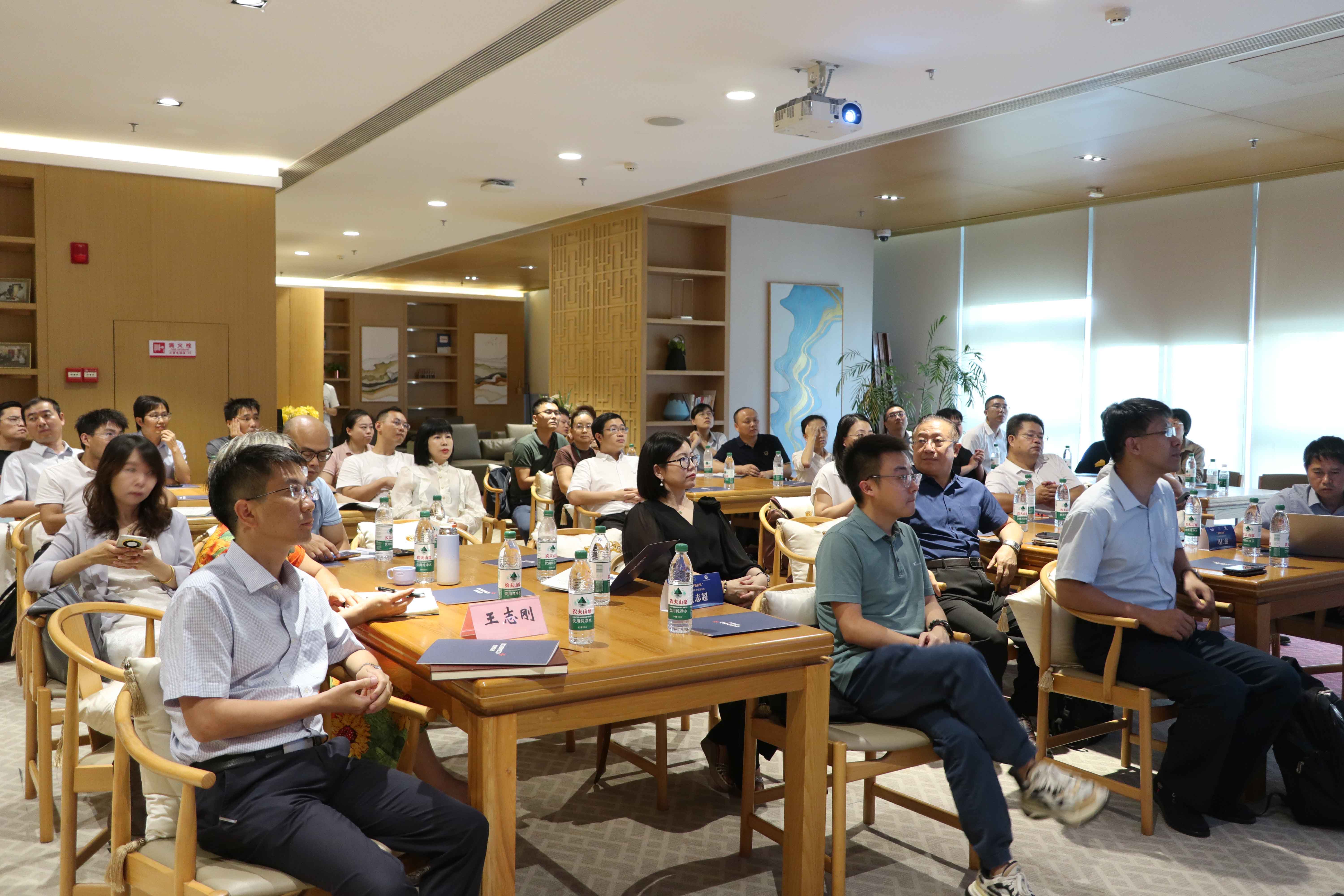 ����һ�ã����ʷ׳ʣ��Ƿ�������ҩ˵������ҩɳ��Բ����Ļ��